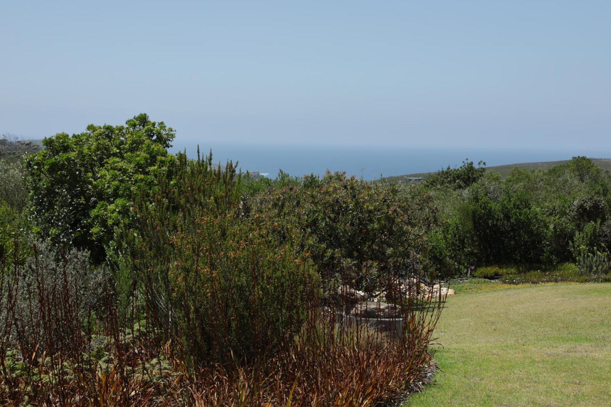 Gemstone Farm Bed & Breakfast Plettenberg Bay Bagian luar foto